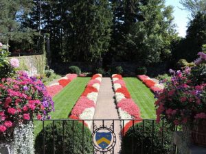 Cranbrook gardens, pink and red flowers