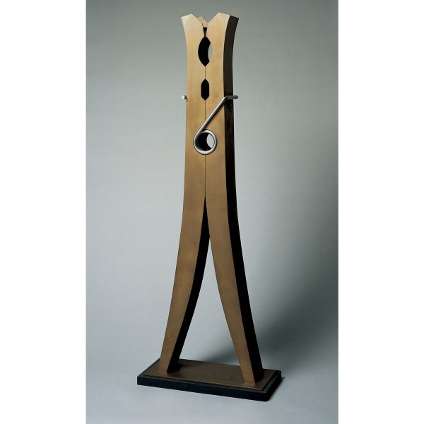 Claes Oldenburg, Clothespin, large sculpture of a clothespin